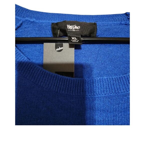 Mossimo Sweater - Picture 3 of 3